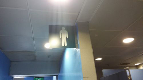 4-Star Toilet - Queenstown MRT Station (EW19)