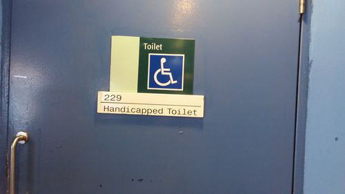 4-Star Toilet - Queenstown MRT Station (EW19)