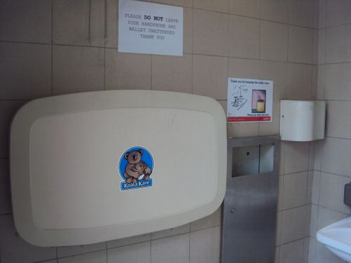 4-Star Toilet - Bishan MRT Station 