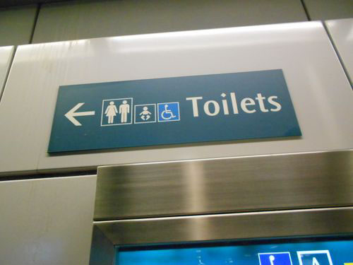4-Star Toilet - Clark Quay MRT Station