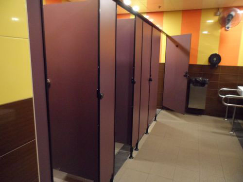 4-Star Toilet - Clark Quay MRT Station