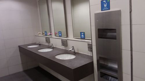 4-Star Toilet - Little India MRT Station (DT12)