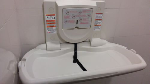 4-Star Toilet - Mattar MRT Station (DT25)