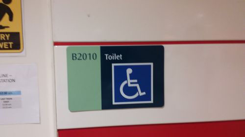 4-Star Toilet - Macpherson MRT Station (DT26)