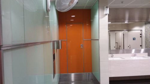 4-Star Toilet - Macpherson MRT Station (DT26)