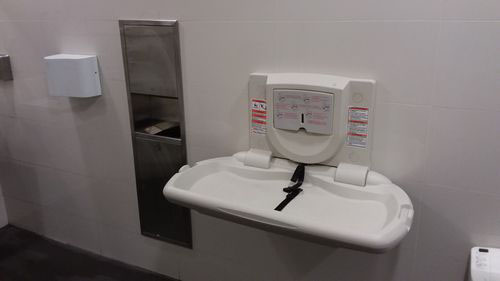 4-Star Toilet - Kaki Bukit MRT Station (DT28)