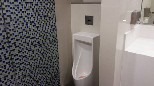 4-Star Toilet - Kaki Bukit MRT Station (DT28)