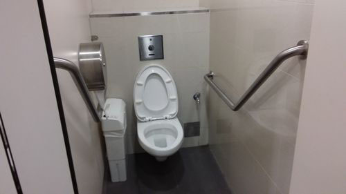 4-Star Toilet - Kaki Bukit MRT Station (DT28)