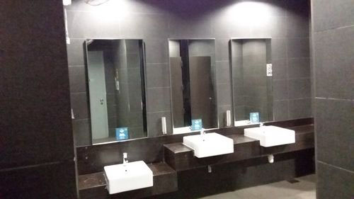 4-Star Toilet - Tan Kah Kee MRT Station (DT8)