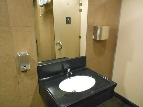 4-Star Toilet - Jalan Besar MRT Station
