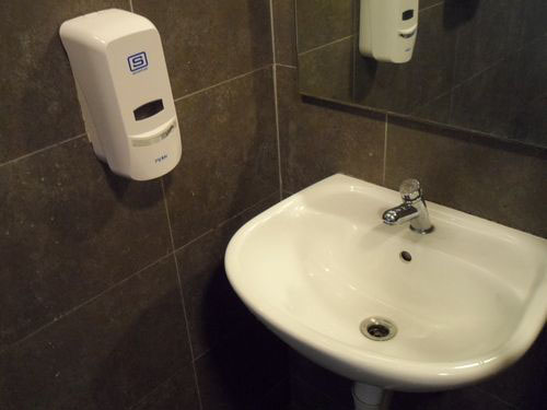 4-Star Toilet - Potong Pasir MRT Station (NE10)