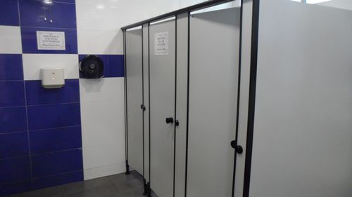4-Star Toilet - Kovan MRT (NE13)