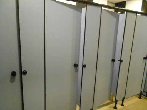 4-Star Toilet - Outram MRT Station (NE3)