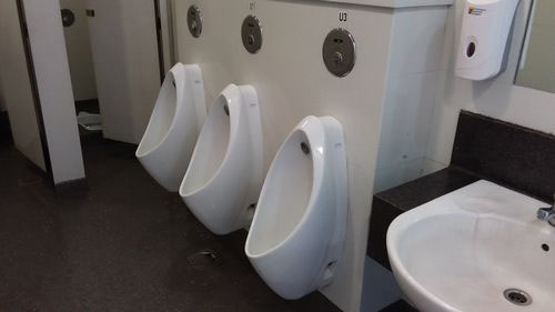 4-Star Toilet - Choa Chu Kang MRT Station (NS4)