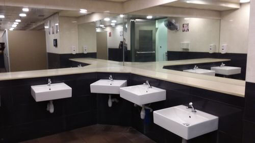 4-Star Toilet - Chinatown MRT Station (NE4)