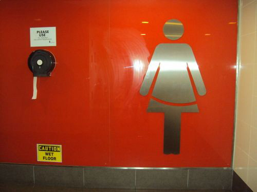 4-Star Toilet - Orchard MRT Station 