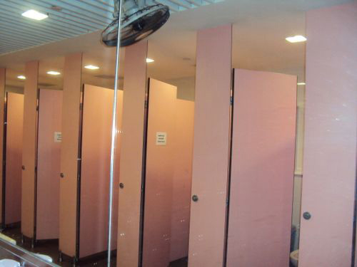 4-Star Toilet - Orchard MRT Station 