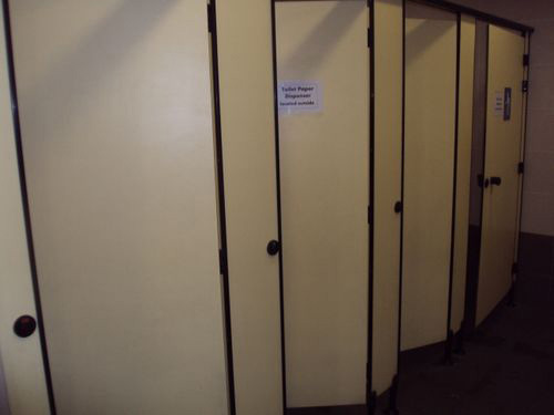 4-Star Toilet - Outram Park MRT Station 