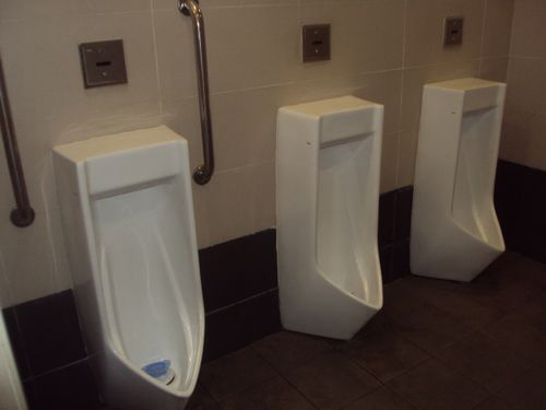 4-Star Toilet - Outram Park MRT Station 