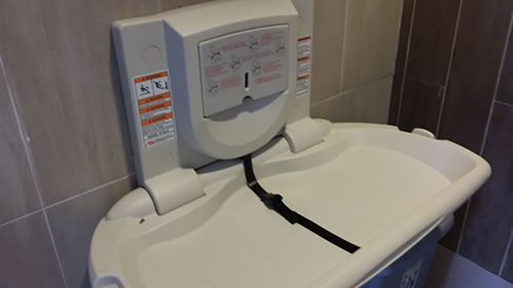 4-Star Toilet - Pasir Panjang Food Centre 