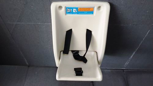 4-Star Toilet - Punggol Bus Interchange