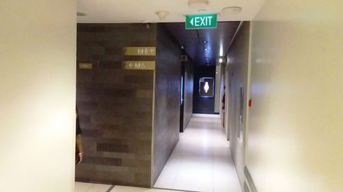 4-Star Toilet - Raffles City Shopping Centre