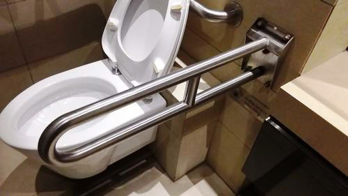 4-Star Toilet - Raffles City Shopping Centre