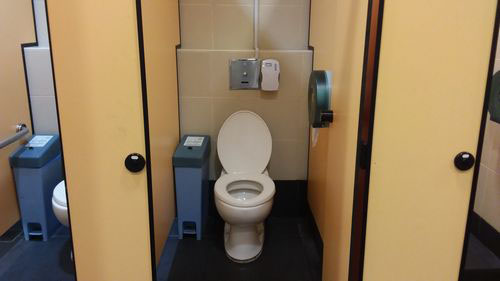 3-Star Toilet - St. Michael's Bus Terminal