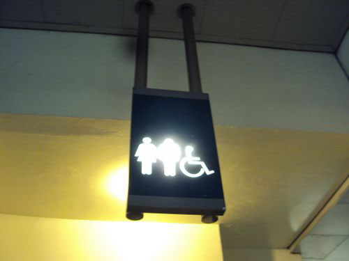 4-Star Toilet - Tanah Merah MRT 