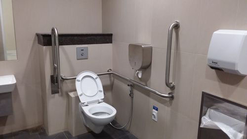 4-Star Toilet - Woodlands North MRT Station TEL1