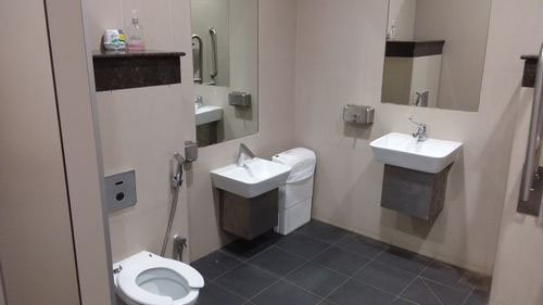 4-Star Toilet - Woodlands North MRT Station TEL1