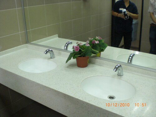 4-Star Toilet - Jurong Port Food Centre 