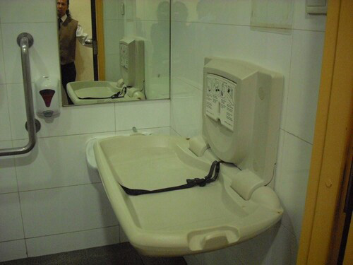4-Star Toilet - Century Square 