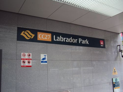 4-Star Toilet - Labrador Park MRT station 