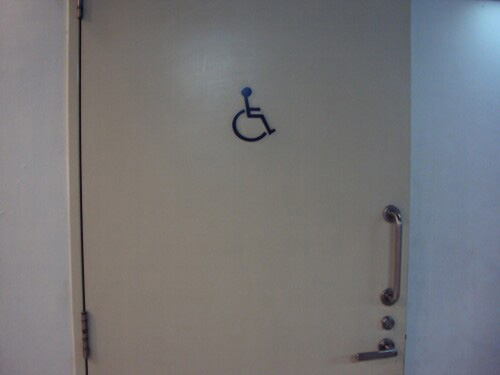 4-Star Toilet - Liang Court 