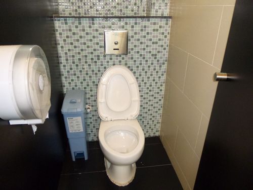 5-Star Toilet - Sentosa Wings of Time 