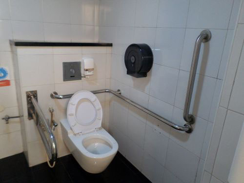 5-Star Toilet - Sentosa Beach Station 