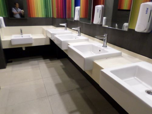 5-Star Toilet - Square 2 Shopping Mall 
