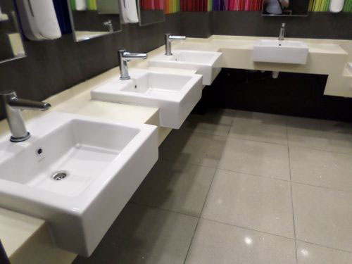 5-Star Toilet - Square 2 Shopping Mall 