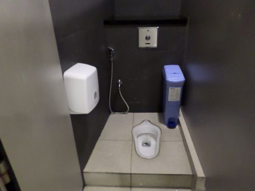 5-Star Toilet - Square 2 Shopping Mall 