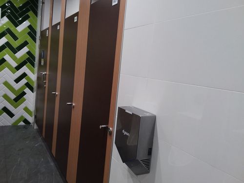 5-Star Toilet - Admiralty MRT Station