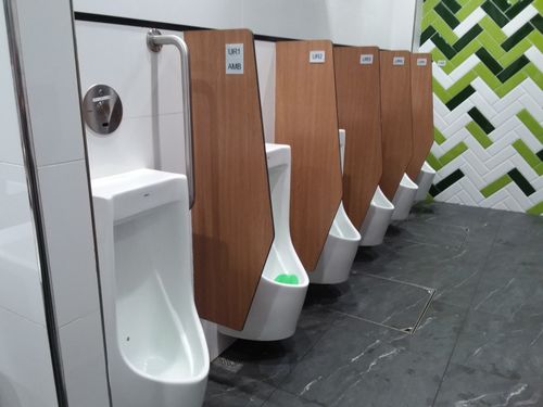 5-Star Toilet - Admiralty MRT Station