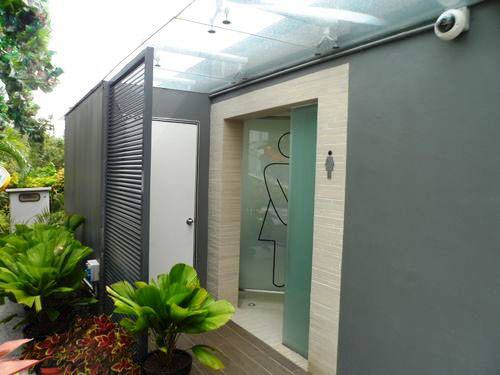 5-Star Toilet - ArBora Cafe