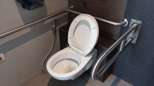 5-Star Toilet - Heartbeat@Bedok