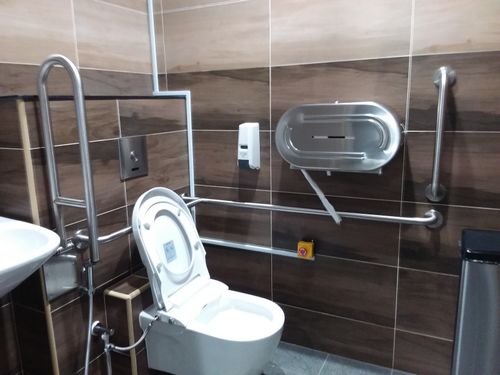 5-Star Toilet - Holland Village Market & Food Centre