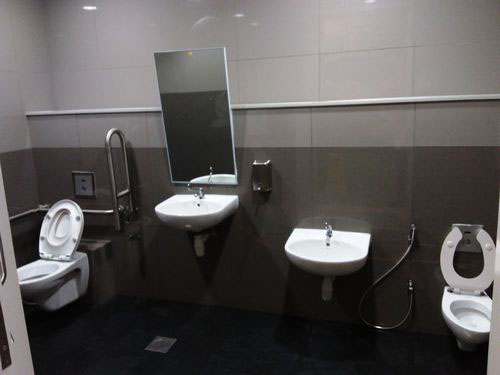 5-Star Toilet - Jurong East Bus Interchange