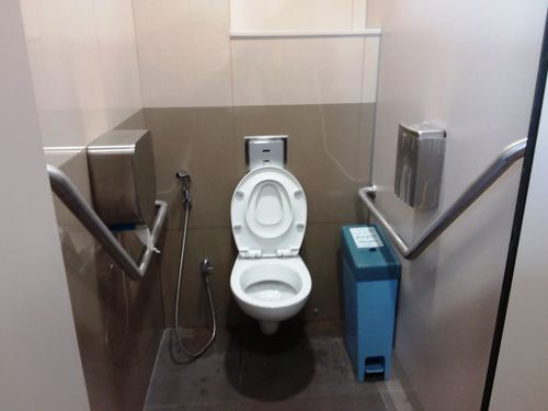 5-Star Toilet - Jurong East Bus Interchange