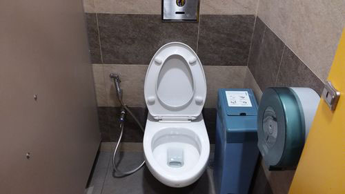 5-Star Toilet - Choa Chu Kang Bus Interchange 
