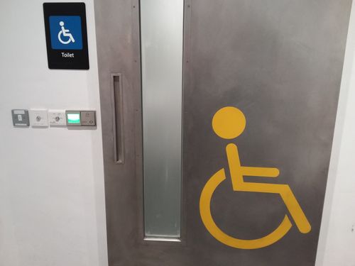 5-Star Toilet - Bukit Gombak MRT Station (NS3)