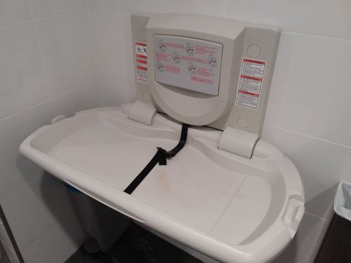 5-Star Toilet - Bukit Gombak MRT Station (NS3)